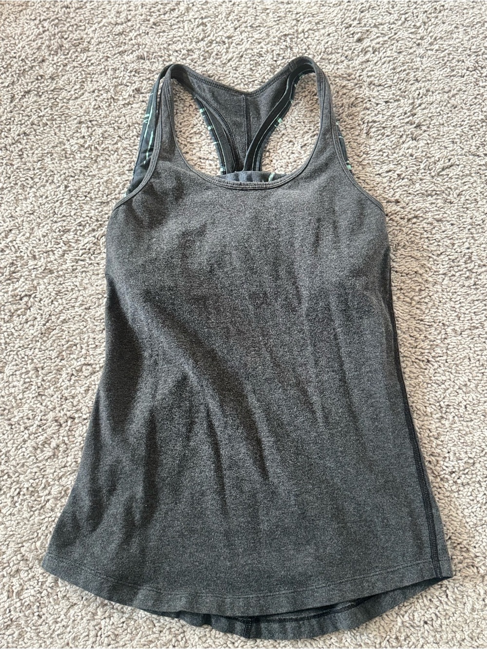 Lululemon Women’s Dark Grey Racerback Tank Top with Bra Size 4 - Picture 2 of 7